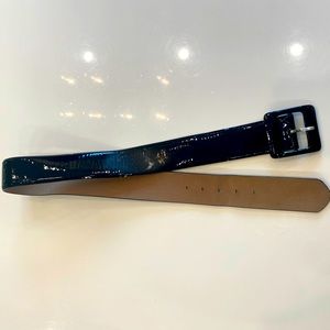 Ann Taylor genuine leather black patent size Medium